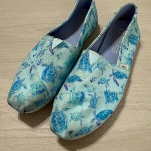 TOMS Blue and Green Patterned Slip-Ons